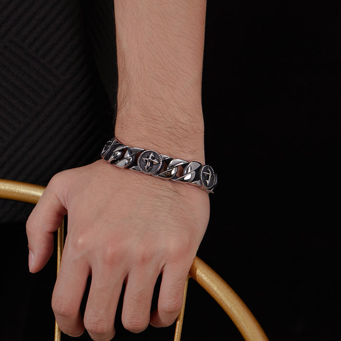 New titanium steel retro bracelet with European and American personality and domineering stainless steel cross bracelet