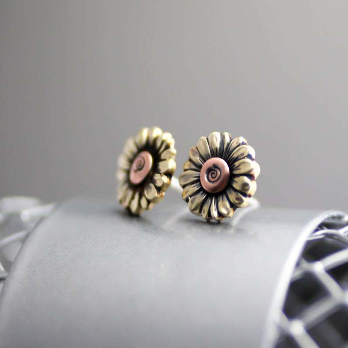 Retro Sunflower Sunflower Thai Silver Ear Stud Plated with 18k Gold