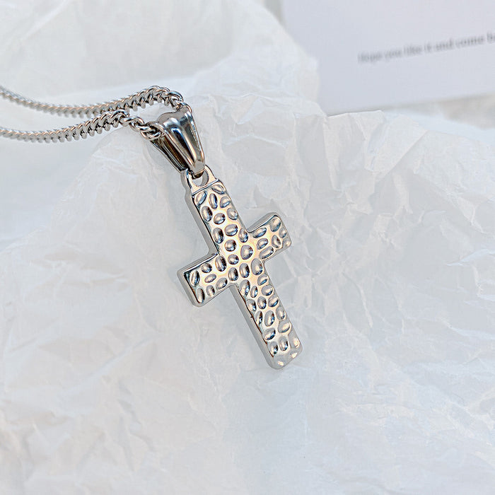 Fashionable and versatile titanium steel cross necklace for men and women