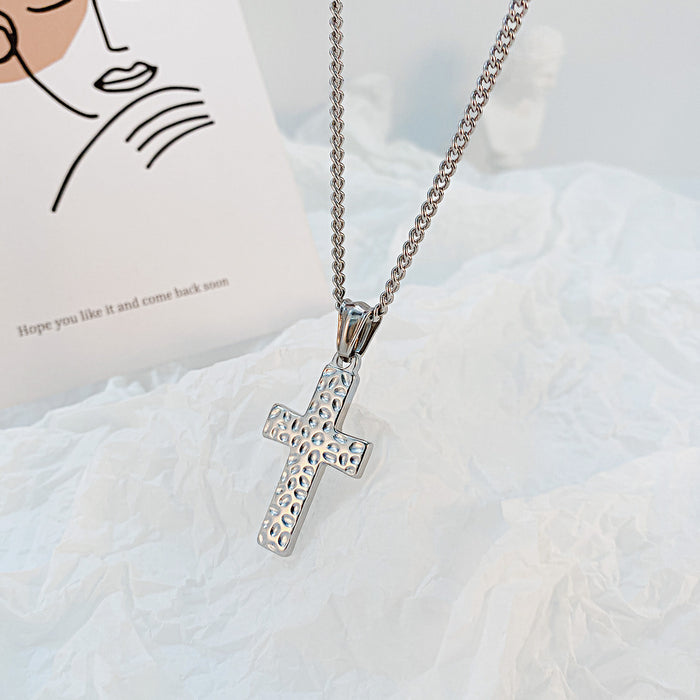 Fashionable and versatile titanium steel cross necklace for men and women