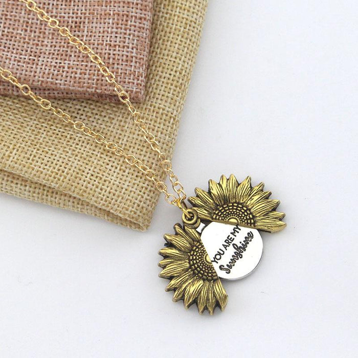 SunFlower Necklace (BUY 1 FREE 1)