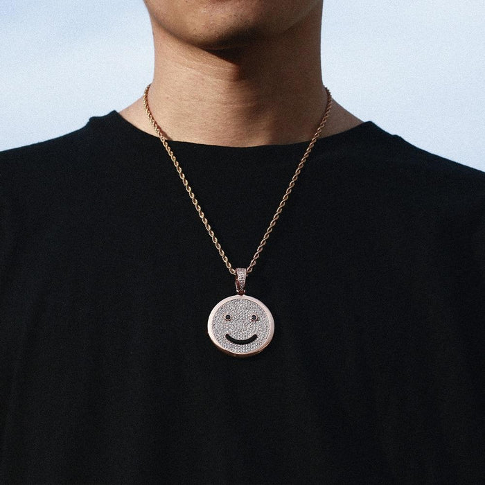 Hip Hop Full Of Crystal Smiley Pendant Necklace